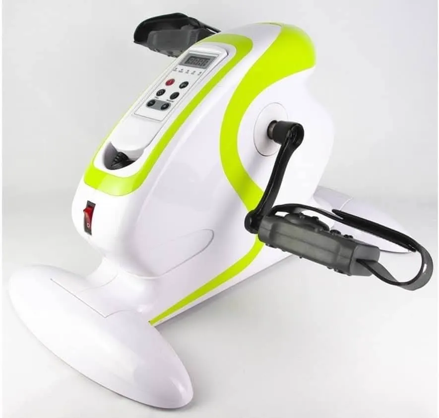 Pedaleador eléctrico blanco y verde con pantalla