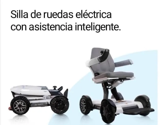 Silla de ruedas eléctrica plegada y desplegada